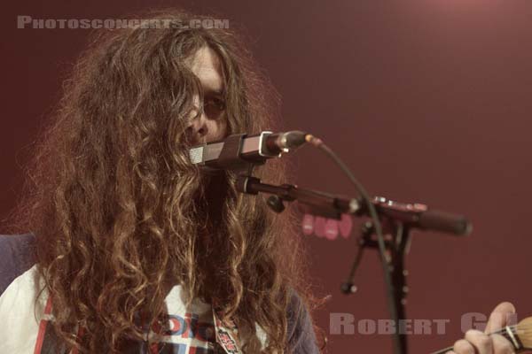 KURT VILE AND THE VIOLATORS - 2015-10-30 - PARIS - Grande Halle de La Villette - 